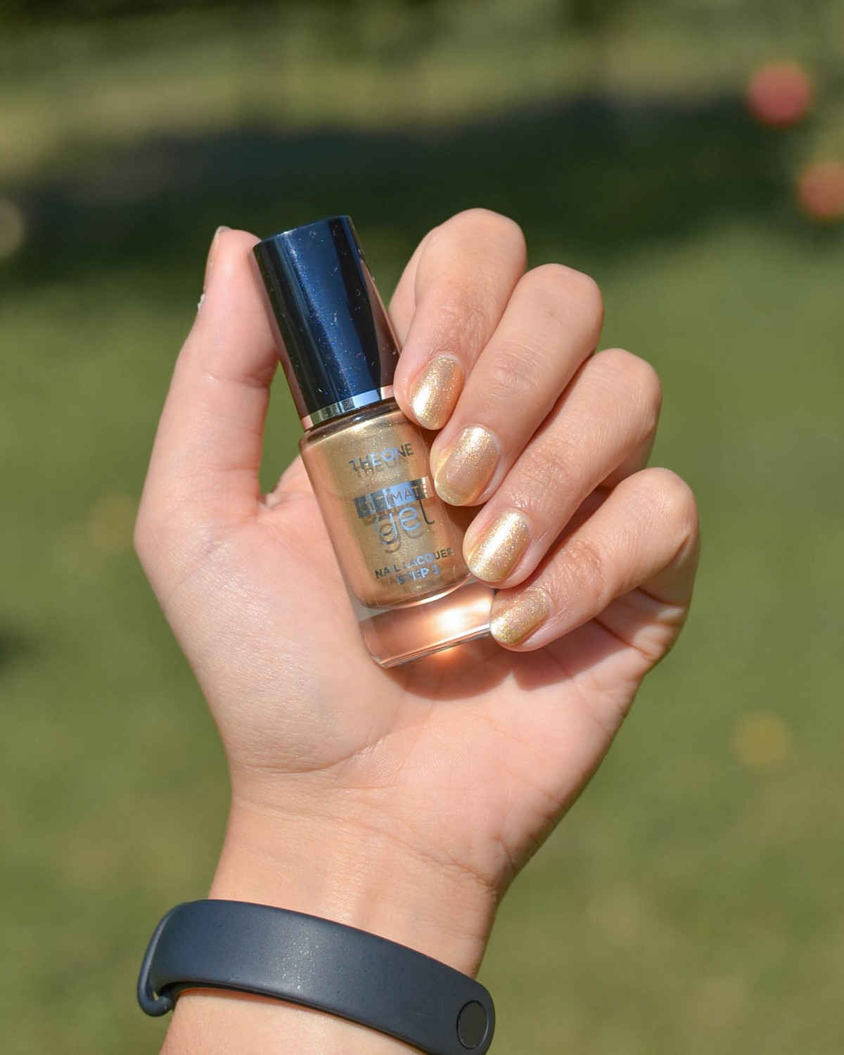 Oriflame The One Ultimate Gel Nail Lacquer & Top Coat (Nude Sorbet, Lilac Snow, Rich Goldmine)