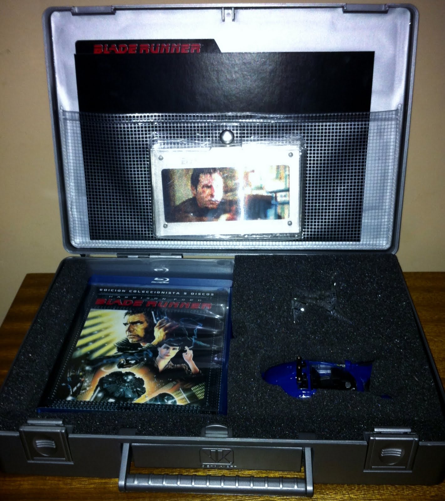 Blade Runner Briefcase Box Set – DKBVX
