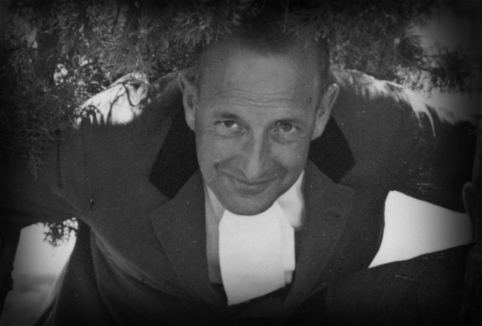 Manuel Possolo e as Memórias Profundas de Outros Carnavais em Cascais