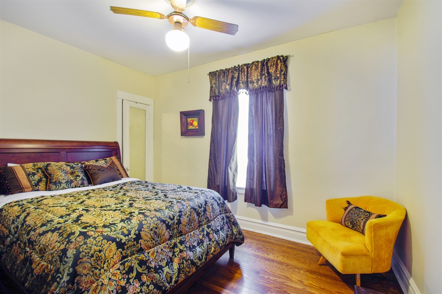 The Chicago Real Estate Local Open House! Rogers Park twoflat asking