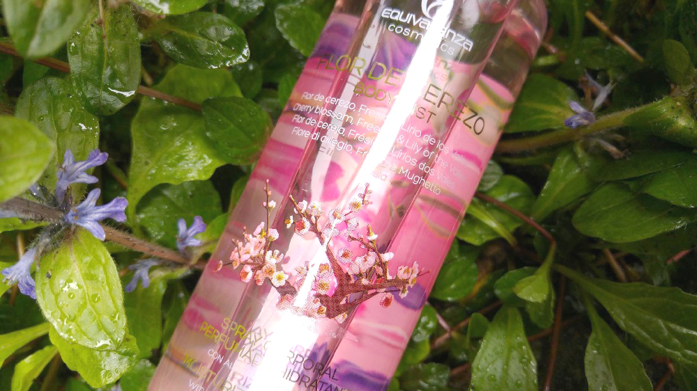 Equivalenza Body Mists, Equivalenza White Musk & Flor de Cerezo (Cherry Blossom) body spray, Hollister body mist, Equivalenza