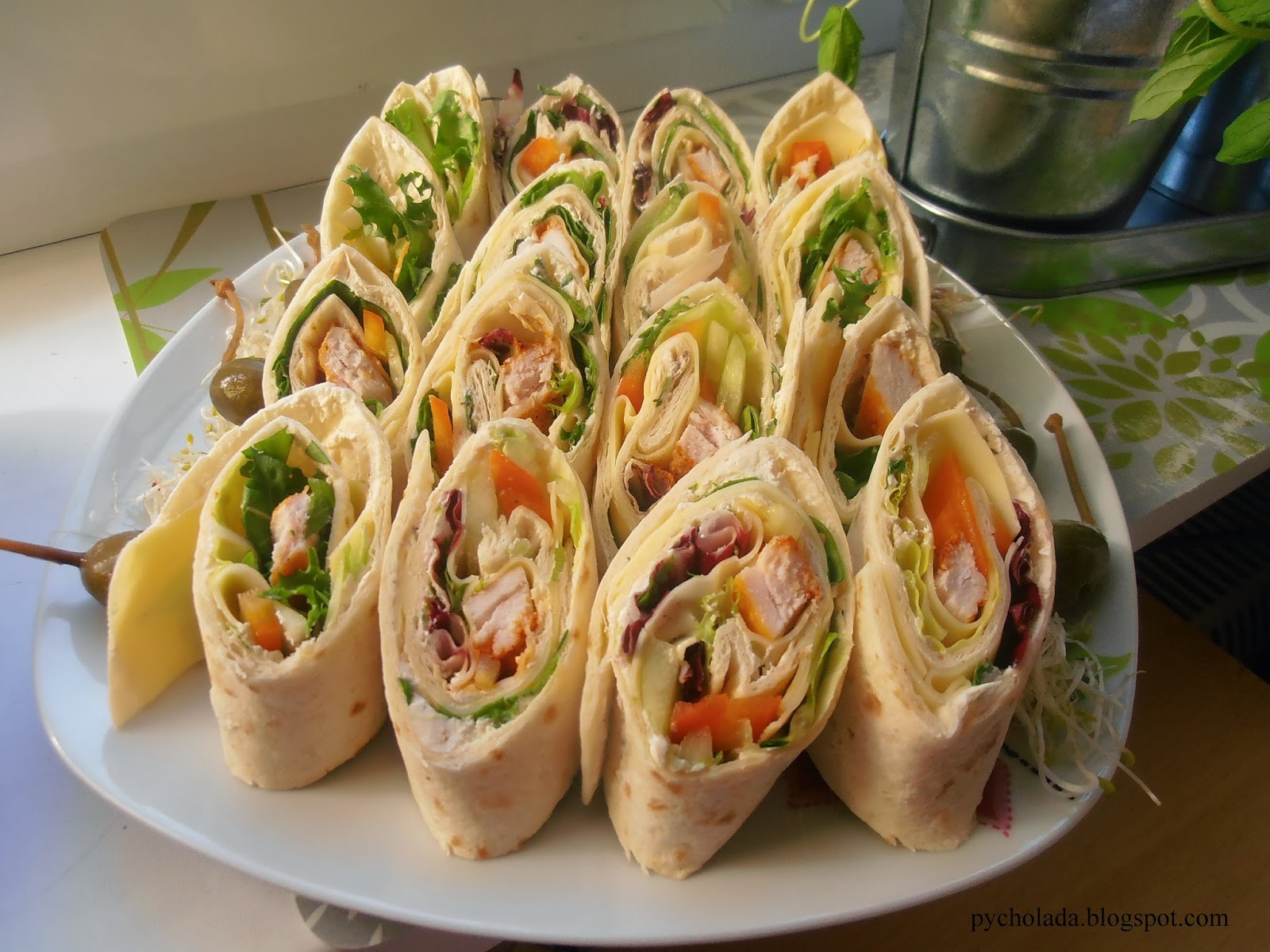 Pycholada Mini tortille z kurczakiem