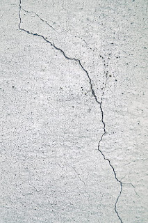  structural damage- Light-emitting rubber - Detect structures Damage -