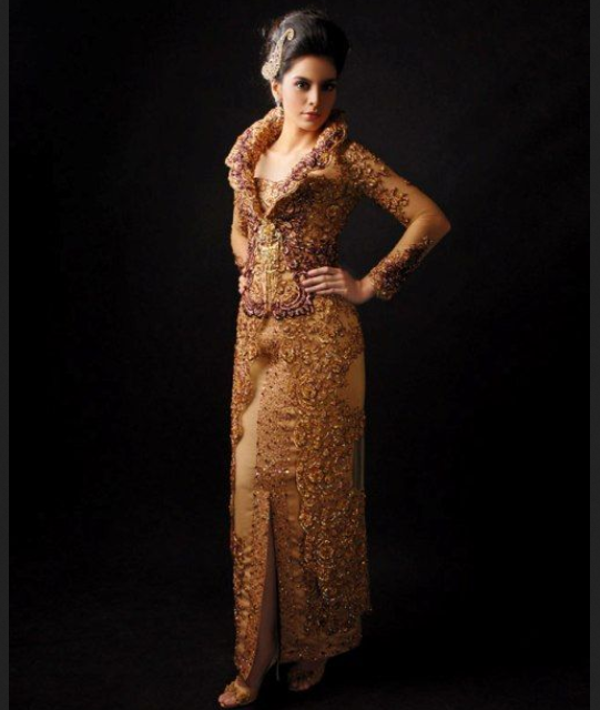 Kebaya modern-victorian style Kebaya modern-victorian style