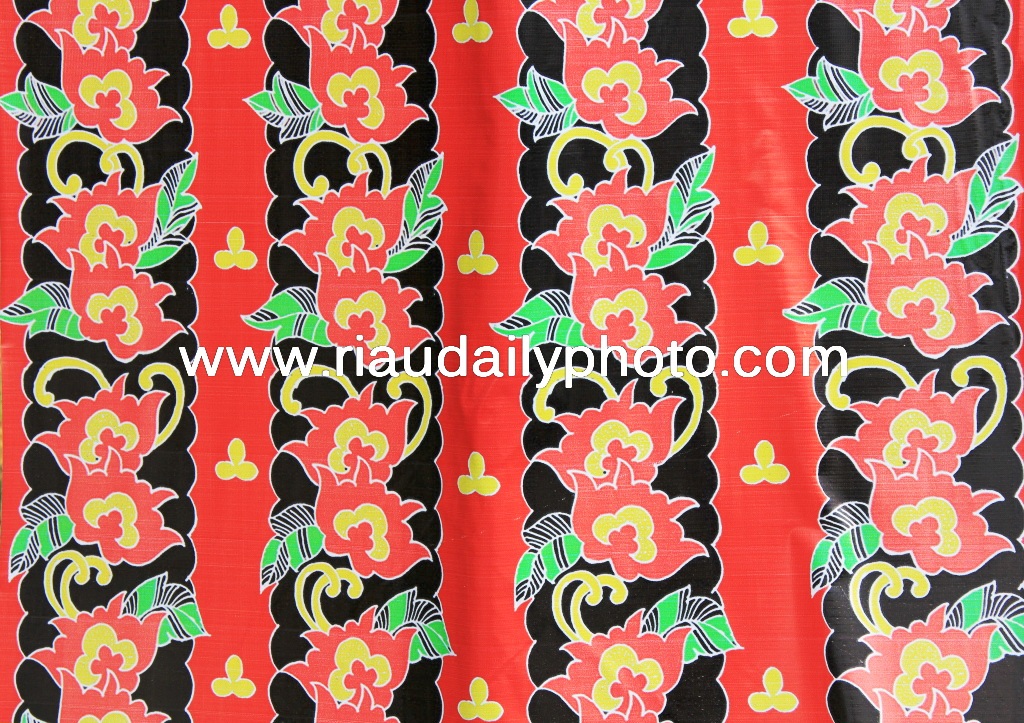 tengku syahri redho RAGAM MOTIF DAN CORAK DESAIN BATIK RIAU tengku syahri redho RAGAM MOTIF DAN CORAK DESAIN BATIK RIAU
