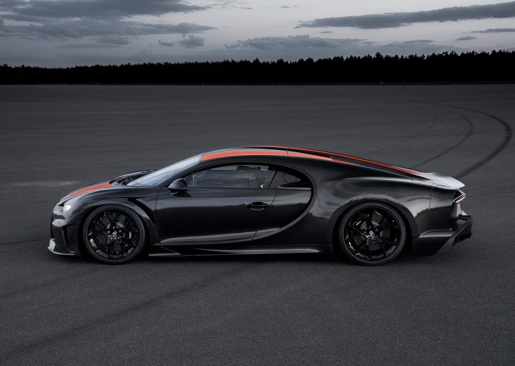 2021 Bugatti Chiron Super Sport 300