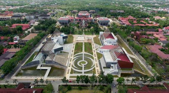 UNTAN Membangun Ekosistem Digital Menuju Cyber University UNTAN Membangun Ekosistem Digital Menuju Cyber University