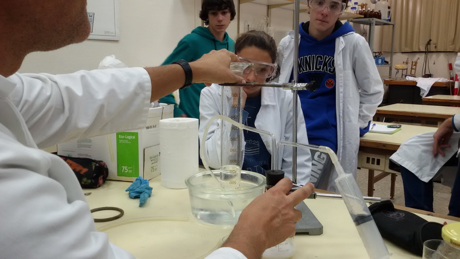 Laboratory Techniques GAS COLLECTION