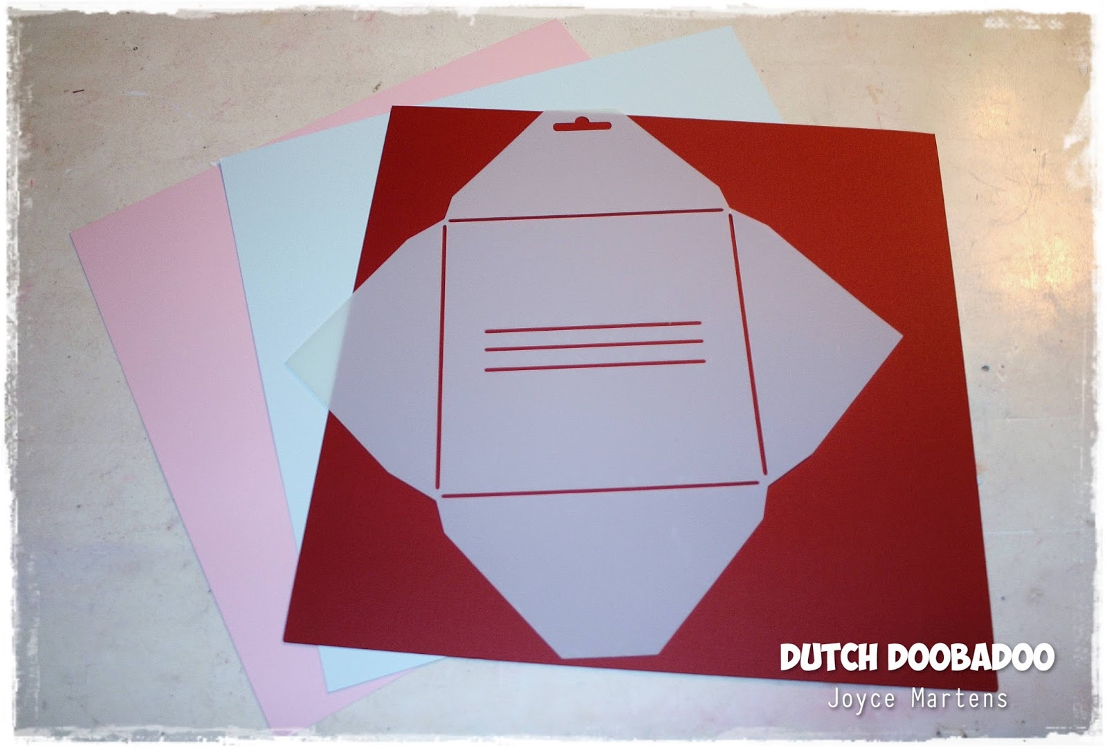 Dutch Doobadoo Vierkante enveloppen maken