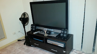 Amoblando una casa en Australia con poco dinero - Imagen2 Televisor