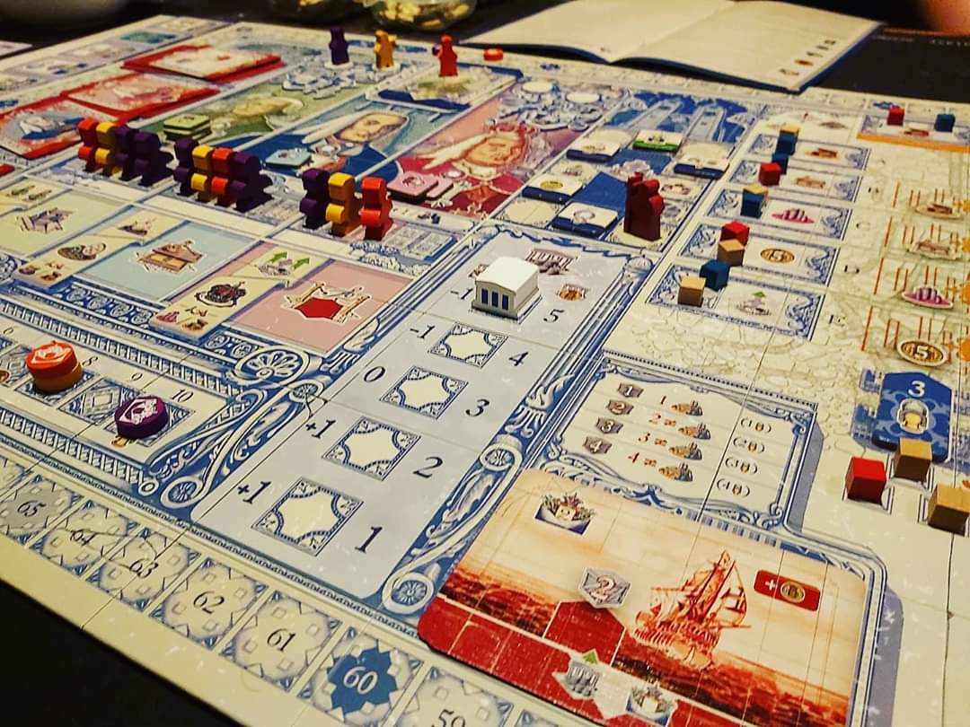 Down met veel ups! Lisboa board game