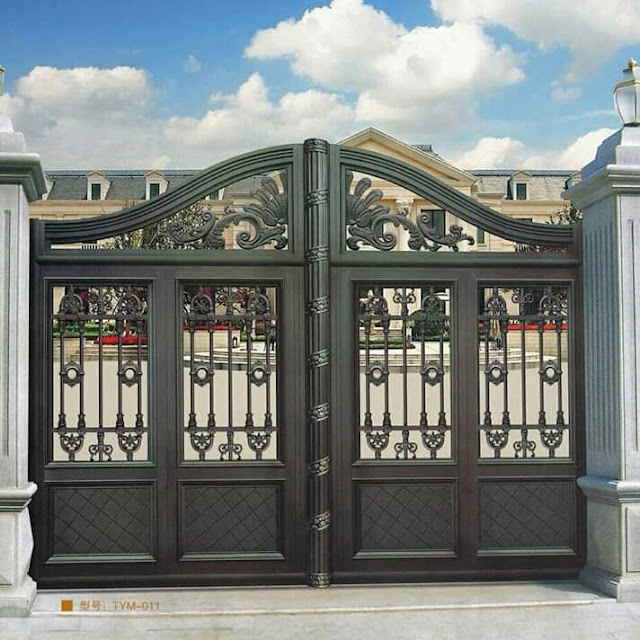 Traditional Grill Gate Design