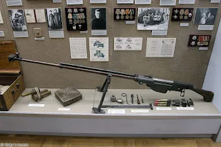 画像はWikipediaより｜[[File:PTRS rifle at Great Patriotic War museum in Smolensk.jpg|thumb|PTRS rifle at Great Patriotic War museum in Smolensk|alt=PTRS rifle at Great Patriotic War museum in Smolensk.jpg]]