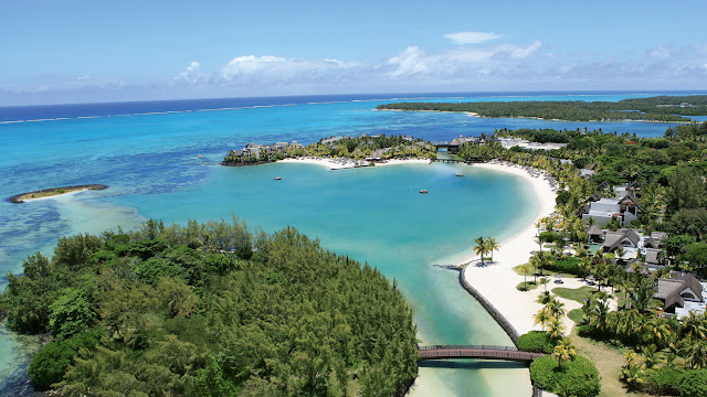 THE EXOTIC ISLAND OF MAURITIUS NEAR SOUTH AFRICA