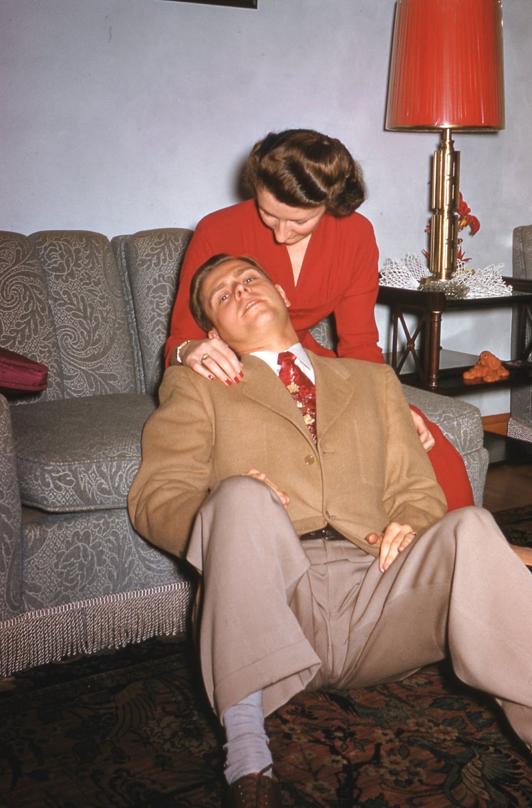 поколение 50 х. советские люди. фестиваль молодёжи и студентов в москве 1957. старые цветные фотографии. поколение 50 х.