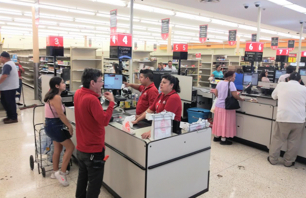 EL RRUN RRUN A YEAR AFTER HEB CLOSING, NO GROCERY STORE DOWNTOWN