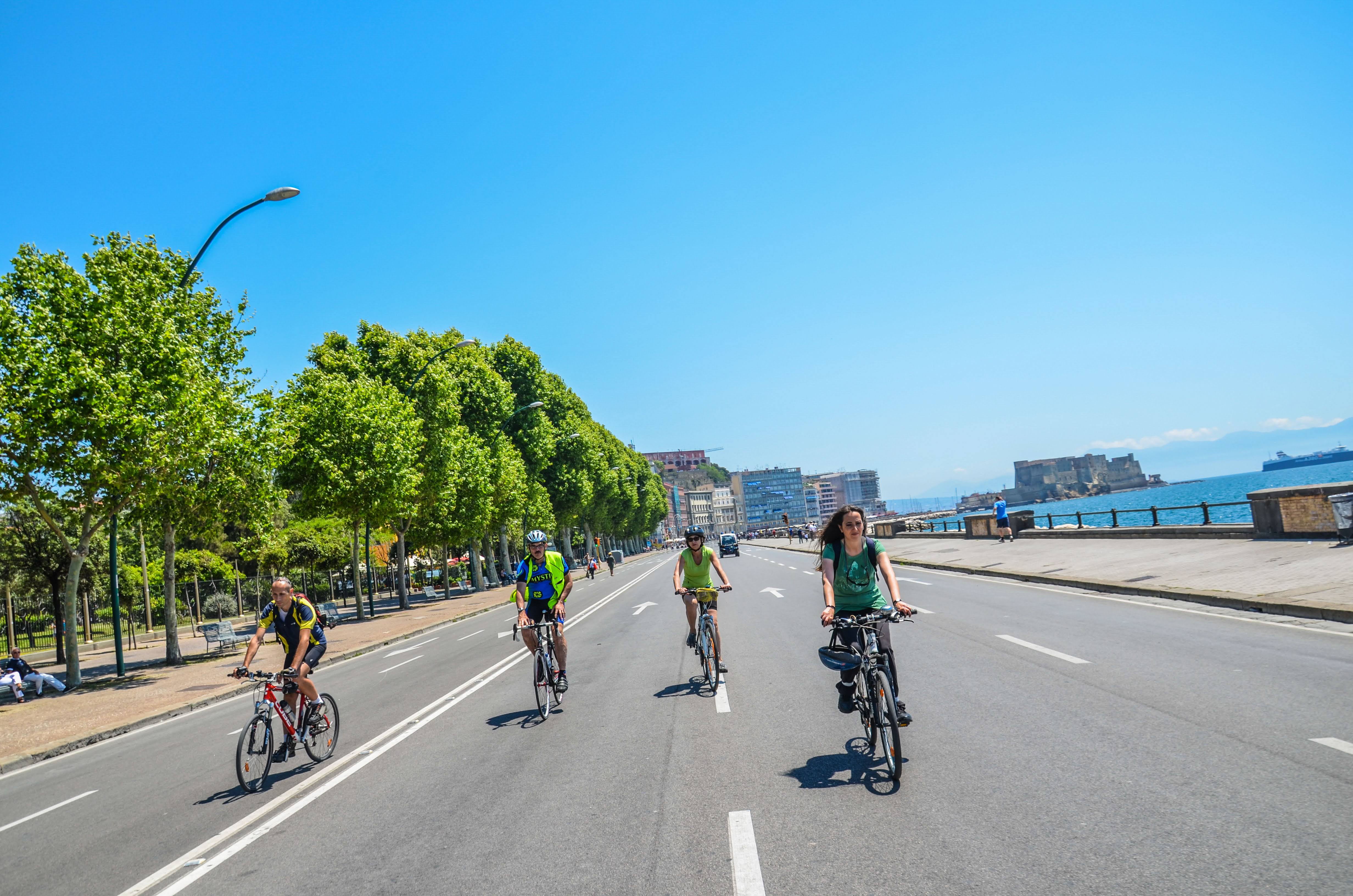 cycling in Naples