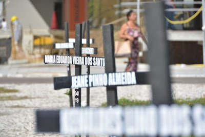 Legislativo faz ato contra violência à mulher Legislativo faz ato contra violência à mulher