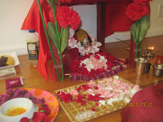 Do the puja by married women