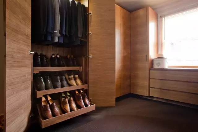 Bespoke dressing room Bespoke dressing room