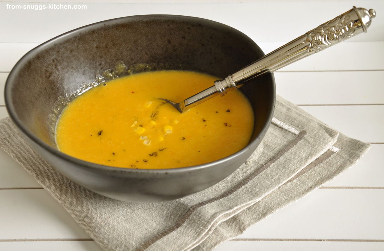 Butternusskürbis-Suppe mit Mais - From-Snuggs-Kitchen