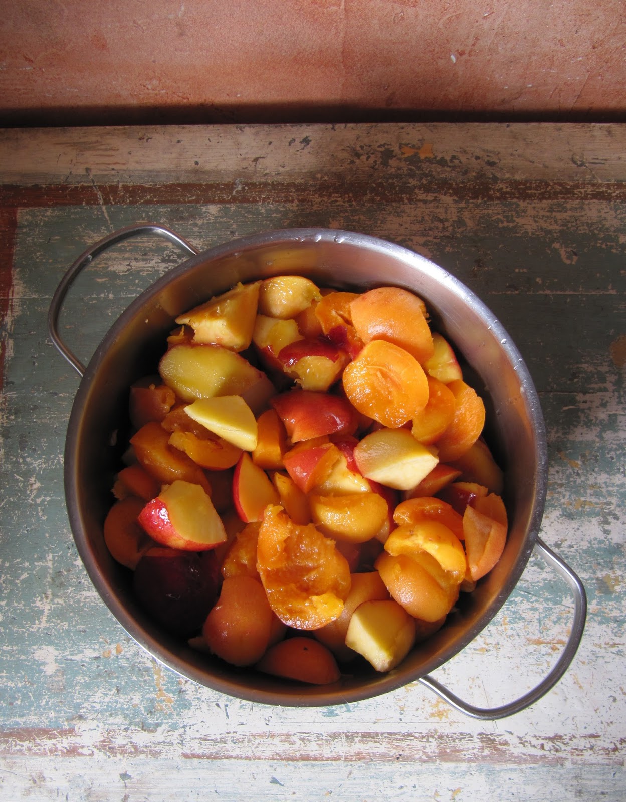 La cuisine d'ici et d'ISCA Compote de pêches & abricots