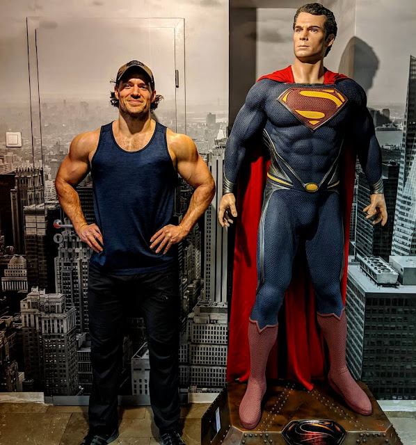 Henry Cavill Height Weight Body Measurements
