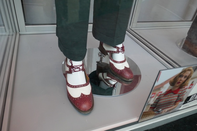 Hollywood Movie Costumes and Props Jojo Rabbit movie costumes on