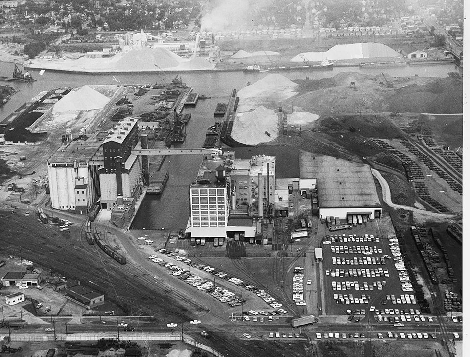 Industrial History General Mills/Rialto Flour Mill