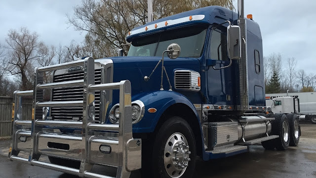Freightliner Coronado affordable truck, affordable truck dispatch services, cdl truck dispatch companies, dispatch services, models of trucks, start a truck dispatch service, truck, truck dispatch america,