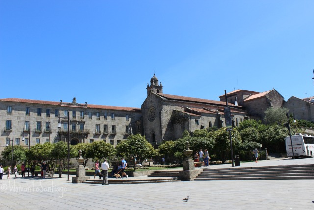 foto de la plaza de la peregrina