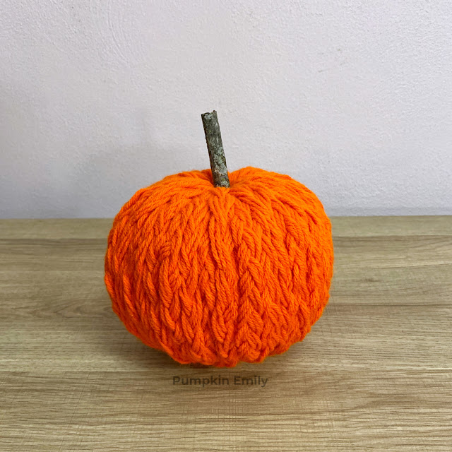 2 Easy DIY Yarn Pumpkins Pumpkin Emily