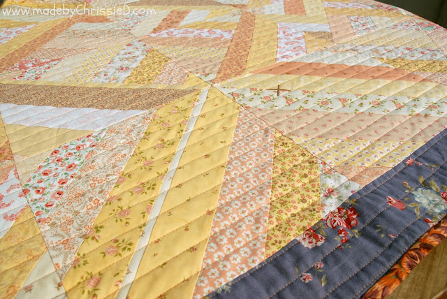 Autumn's Golden Gown - A Jelly Roll Quilt Tute by www.madebyChrissieD.com Autumn's Golden Gown - A Jelly Roll Quilt Tute by www.madebyChrissieD.com