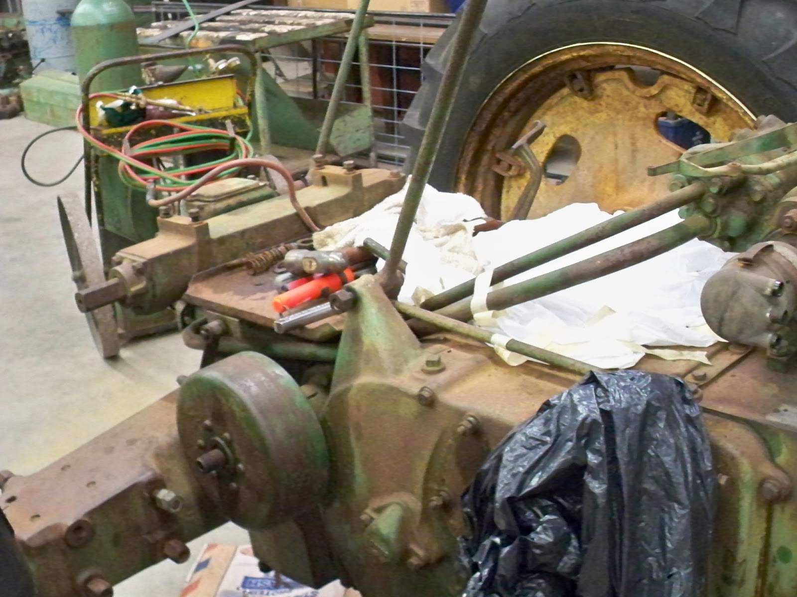 The Restoration of the John Deere 60 Tractor Engine and Transmission