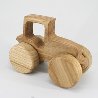 TR05, Tractor V, Lotes Wooden Toys