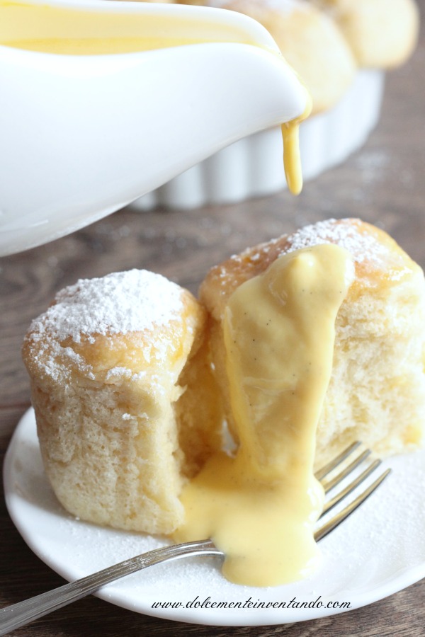 Buchteln (Rohrnudeln) con salsa alla vaniglia – Dolcemente Inventando