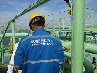 marine surveyor