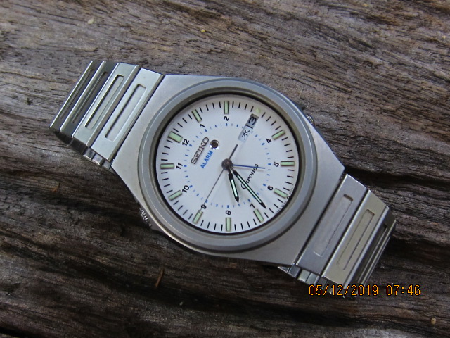 jam & watch: Seiko Chronos Alarm 5C23-6000 (Sold)