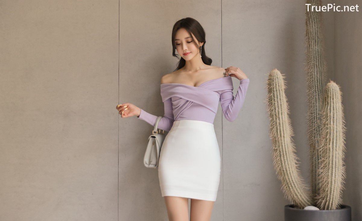 Image-Hot-Korean-Fashion-Model-Son-Yoon-Joo-She-So-Lovely-With-Miniskirt-TruePic.net- Picture-37
