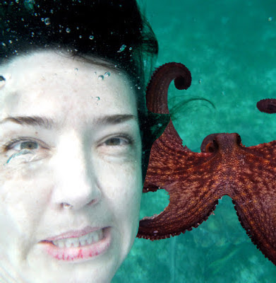 Badly photoshopped underwater selfie with octopus