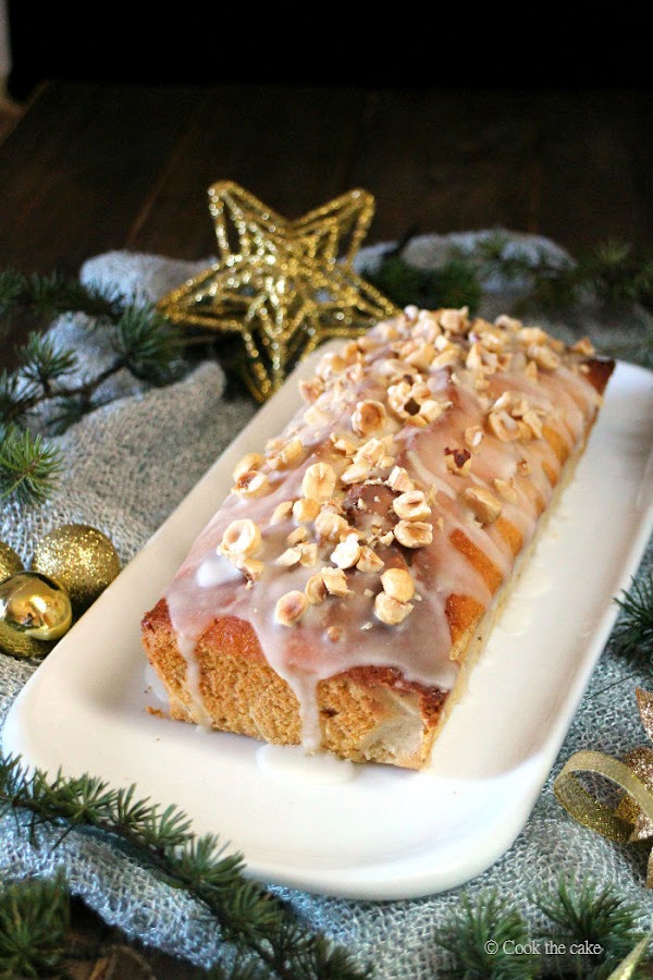 bizcocho navidad, avellanas y limon