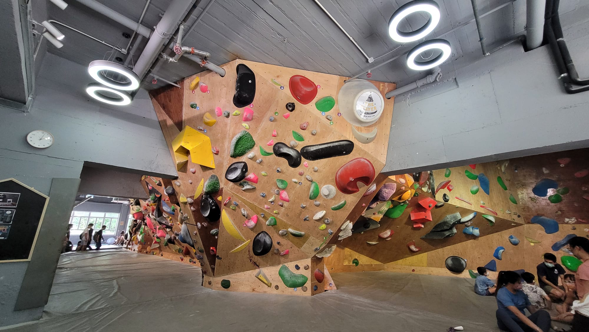 攀登基地 BaseClimb Hong Kong Bouldering Gyms