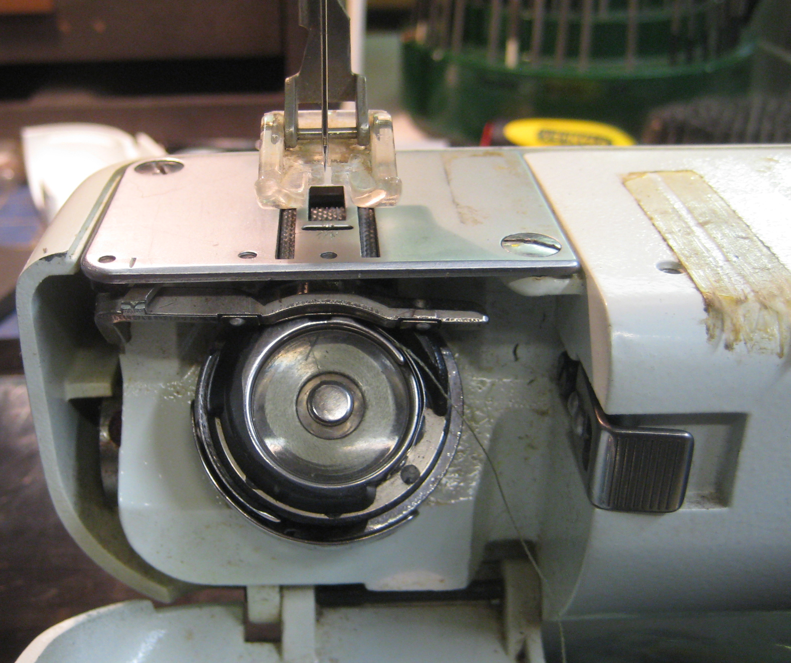 MI Vintage Sewing Machines Necchi Lydia 544 (1956) (straight stitch