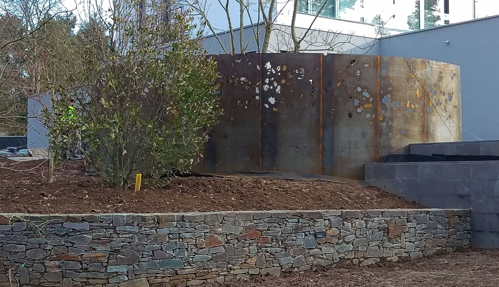 Frobel Metallbau Gebogene Cortenwand Garten