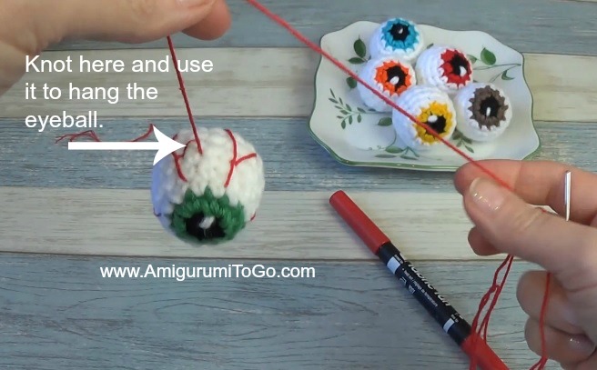 Crochet Small Eyeball Pattern With Video Tutorial