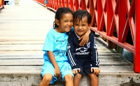    Anak-anak Pulau Derawan   