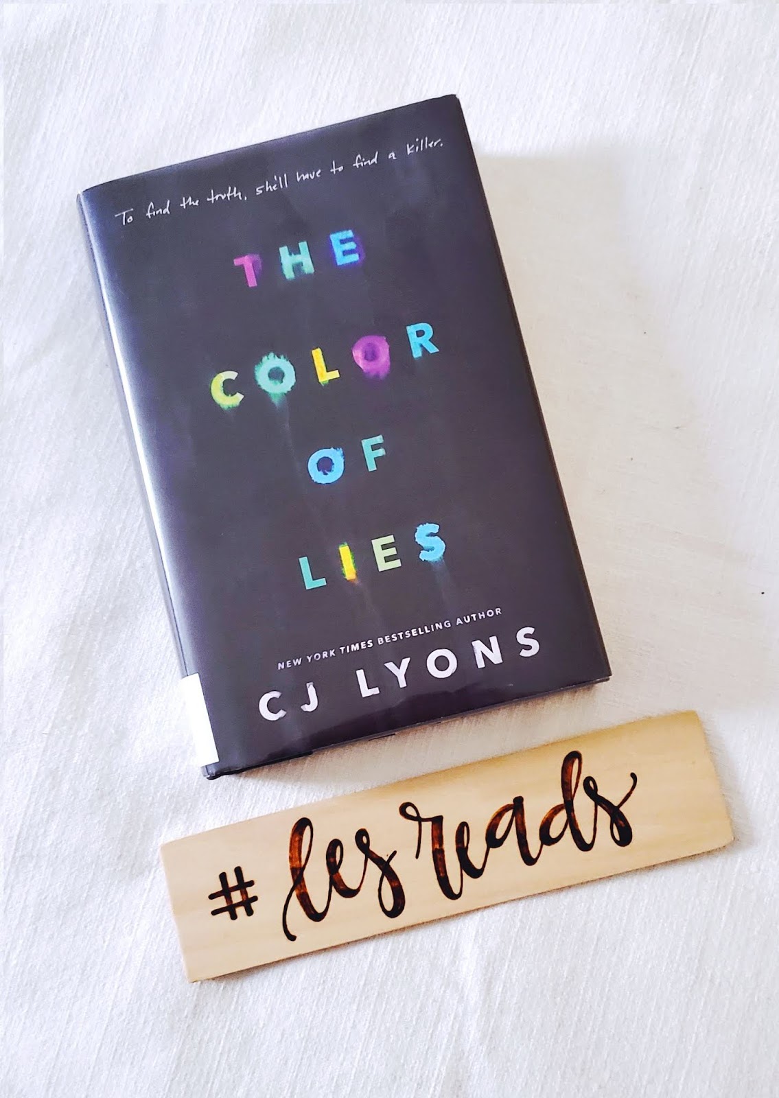 the color of lies // c j lyons Books [Read] By Les