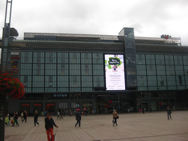 Kamppi Center, Helsinki Finland Deniz ile Devri Alem denizmontreal.blogspot.com