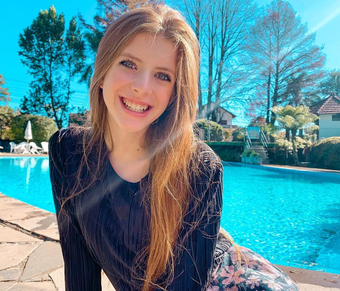 World most beautiful teenager Modelo Julinha leaked photos and video