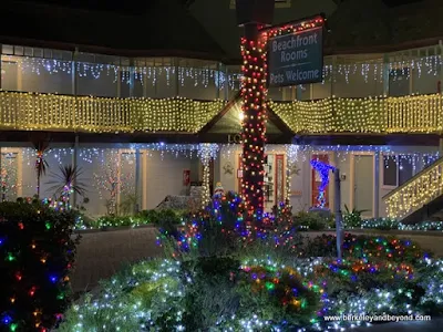 Christmas lights at Shoreline Inn in Cayucos, California